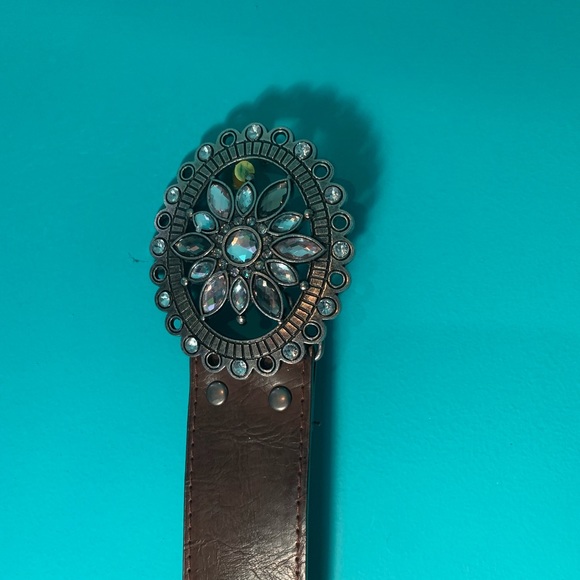 Belt - Picture 2 of 2